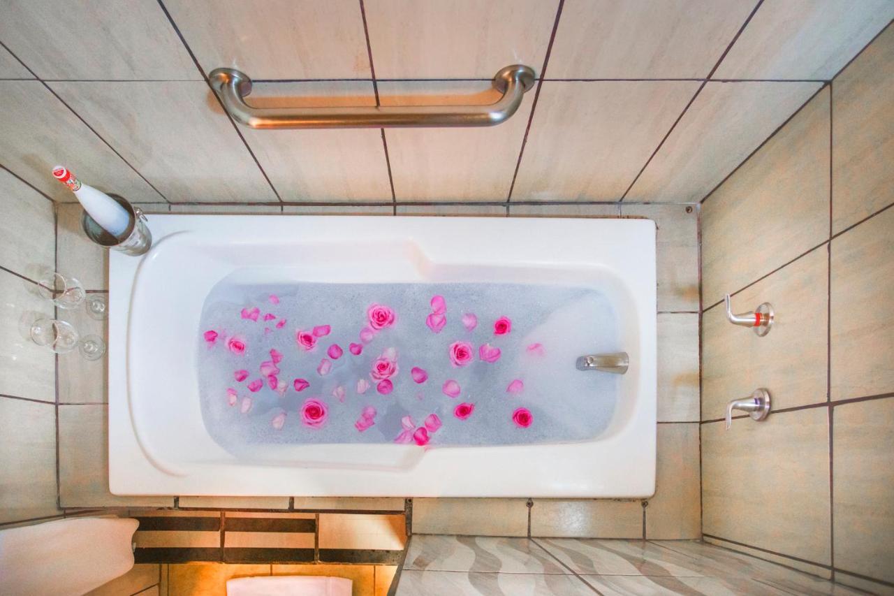Hotel La Hacienda Quesada  Zewnętrze zdjęcie