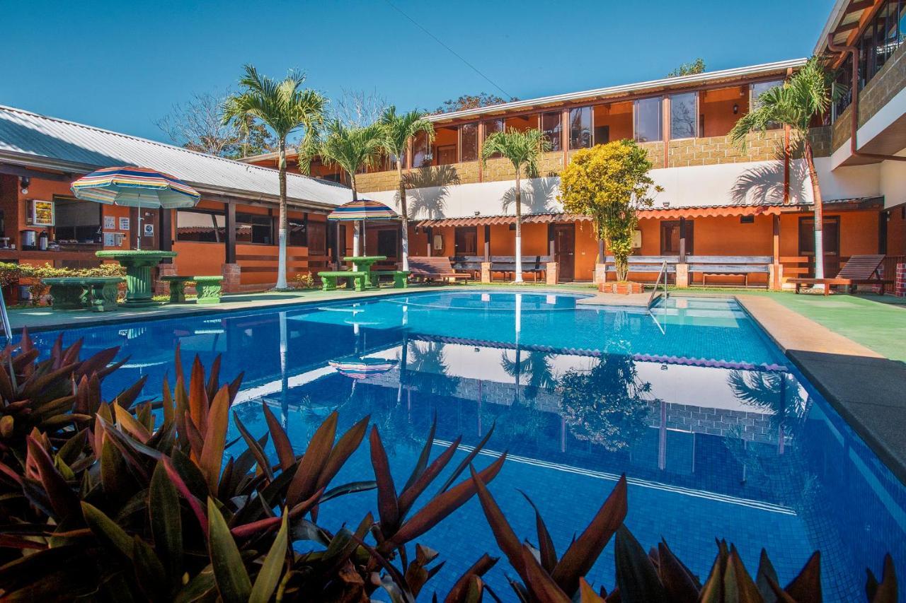 Hotel La Hacienda Quesada  Zewnętrze zdjęcie