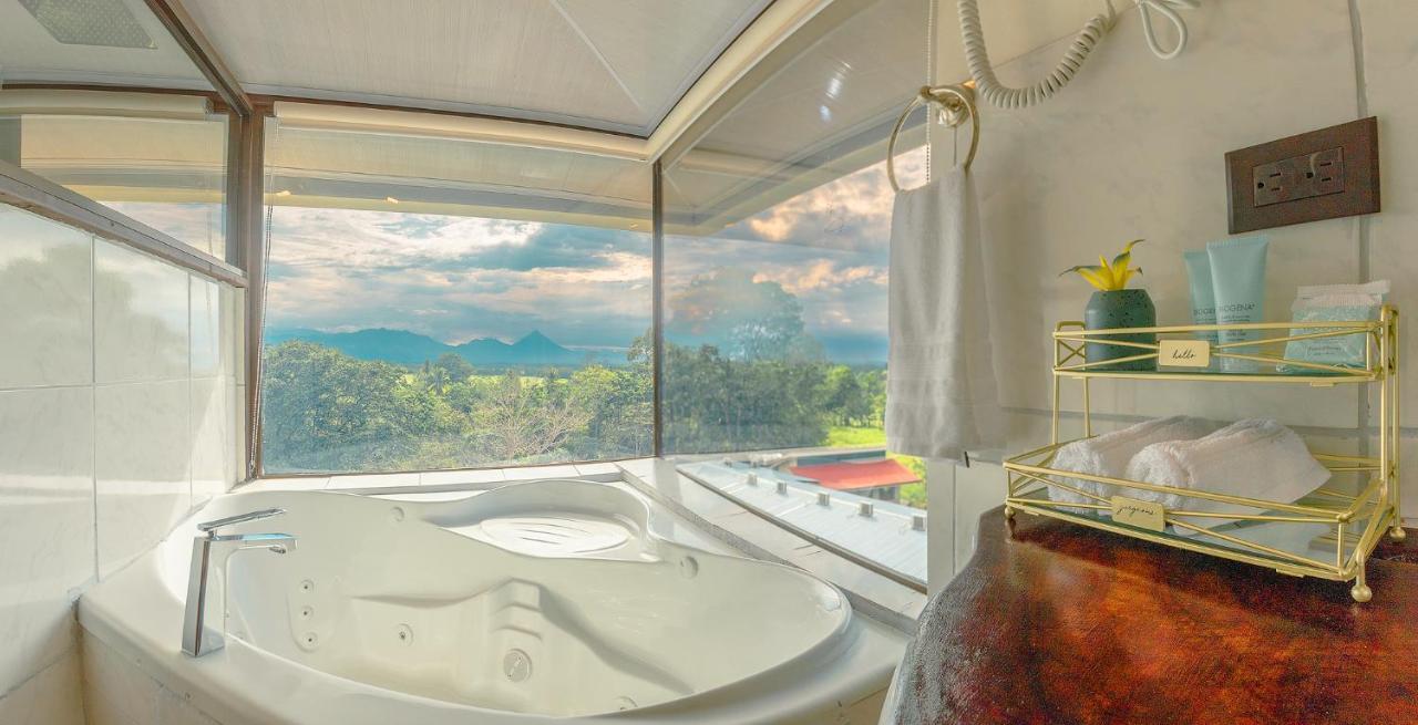 Hotel La Hacienda Quesada  Zewnętrze zdjęcie