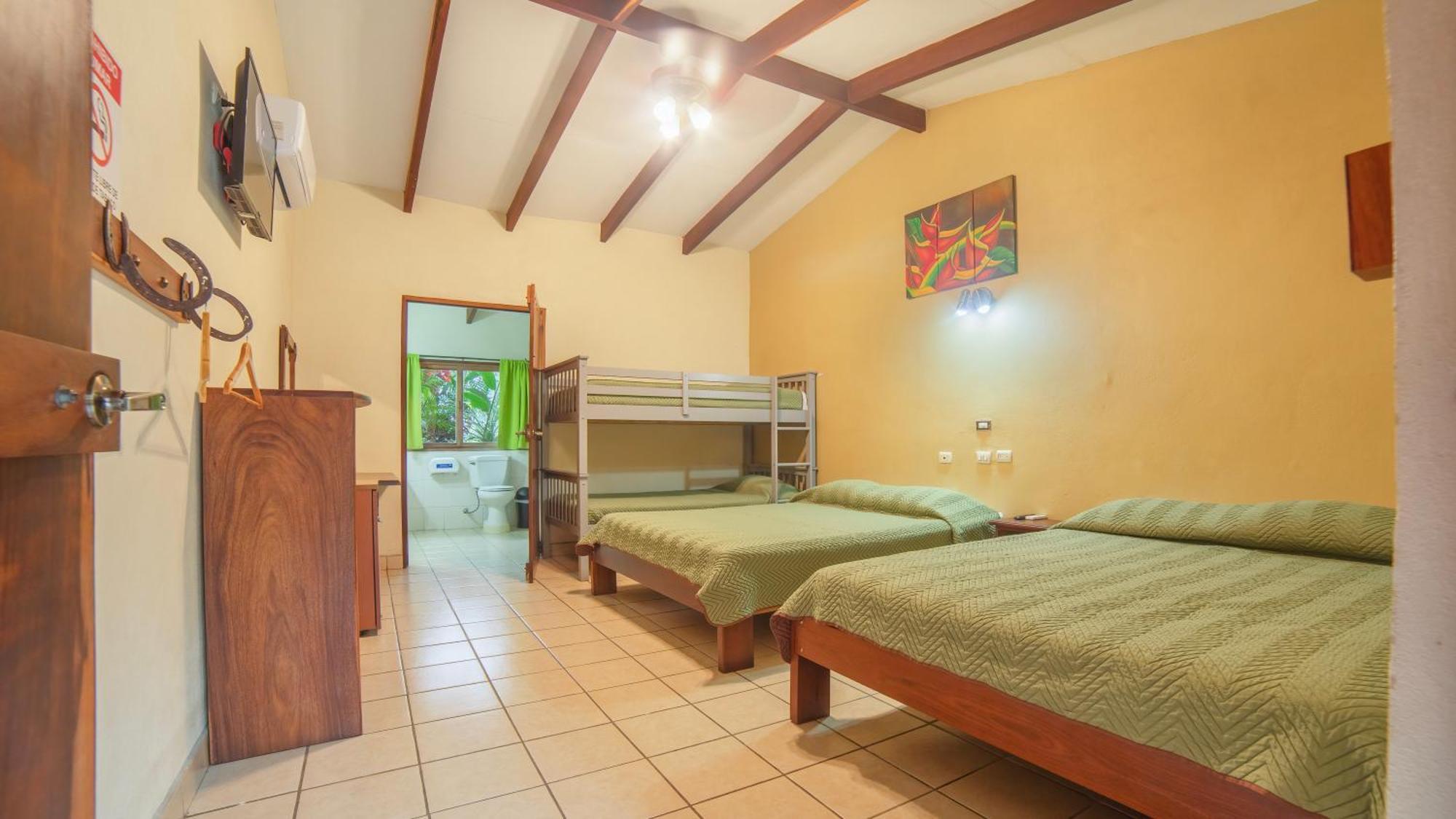Hotel La Hacienda Quesada  Zewnętrze zdjęcie